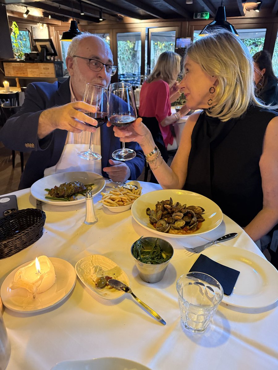 Conny Dorrestijn (@rubiconfinance) on Twitter photo <a href="/NLbetalen/">Betaalvereniging Nederland</a> getting ready to wave off our friend <a href="/gijsboudewijn/">Gijs Boudewijn</a> with <a href="/dgwbirch/">Dave "Someone you trust is one of us" Birch</a> <a href="/NLbetalen/">Betaalvereniging Nederland</a> getting ready to wave off our friend <a href="/gijsboudewijn/">Gijs Boudewijn</a> with <a href="/dgwbirch/">Dave "Someone you trust is one of us" Birch</a>