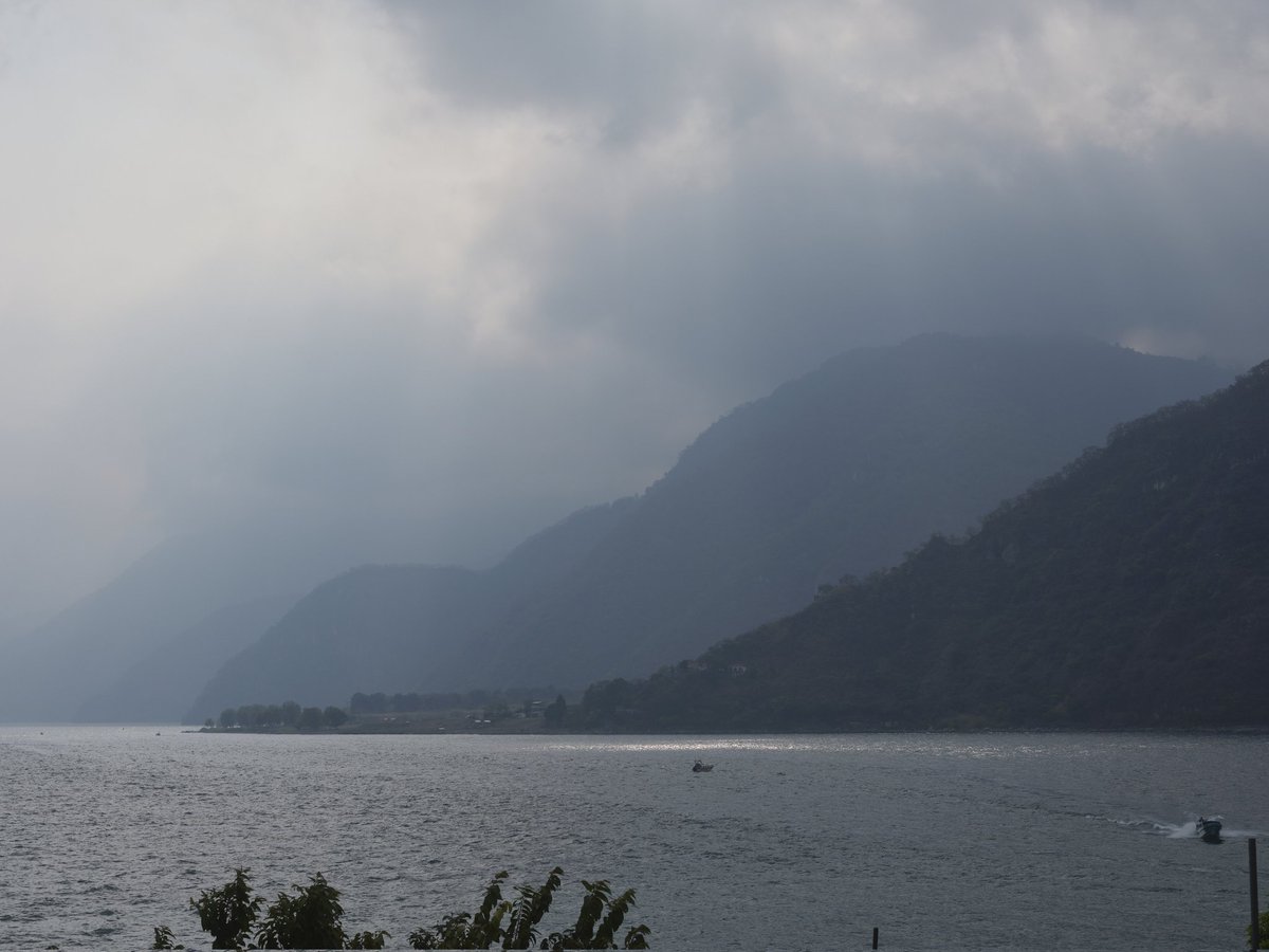 La semana pasada participamos en el encuentro Democracias Bajo ataque: de la estrategia a la acción.
Junto al lago de Atitlán, compartimos, reflexionamos y articulamos con organizaciones de todo el continente americano.
Gracias a <a href="/globalexchange/">Global Exchange</a> y <a href="/FocoGuatemala/">FOCO Guatemala</a> por sumarnos!