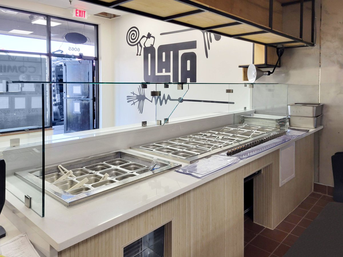 abcglassinc's tweet image. Protect your space with custom glass sneeze guards from ABC Glass and Mirror! Sleek, durable, and made to fit your layout—perfect for restaurants, offices, and retail. Safety meets style. 🛡️🧼 #SneezeGuards #CustomGlass #SafetySolutions #ABCGlass