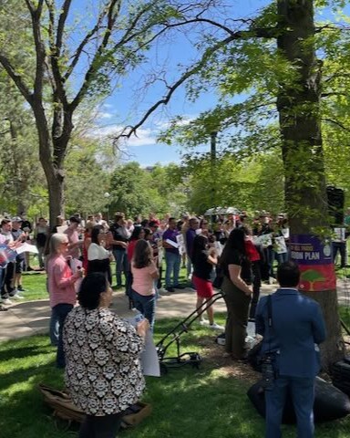 COWINS_union's tweet image. We joined @SEIU105 at yesterday&apos;s workers&apos; block party to celebrate our work as a united front in this year&apos;s leg session. Passing the #WorkerProtectionAct through both chambers was a big step forward for #workersrights in CO. Now, it&apos;s up to @jaredpolis to sign the WPA into law!