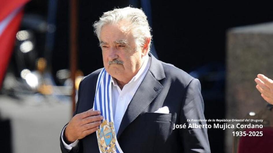 La Embajada del Uruguay  en los Estados Unidos informa que, ante el fallecimiento del  expresidente José Mujica, se abrirá un libro de condolencias en su sede  diplomática.

El libro estará disponible  para su firma el miércoles 14 de mayo, de 1:00 p.m. a 4:00 p.m., y los  días