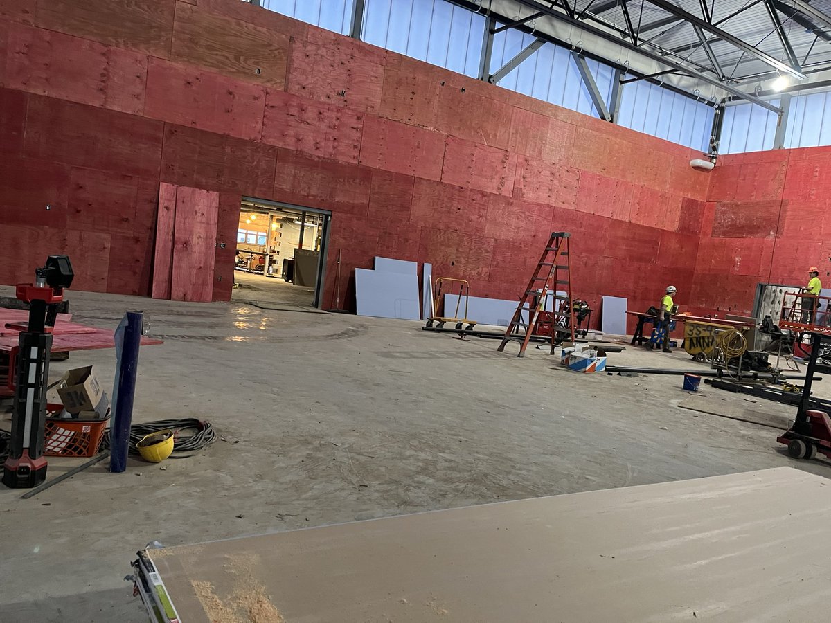 JimmyGymsock's tweet photo. i been in the field like the children of the corn https://t.co/wftlOsFwJo