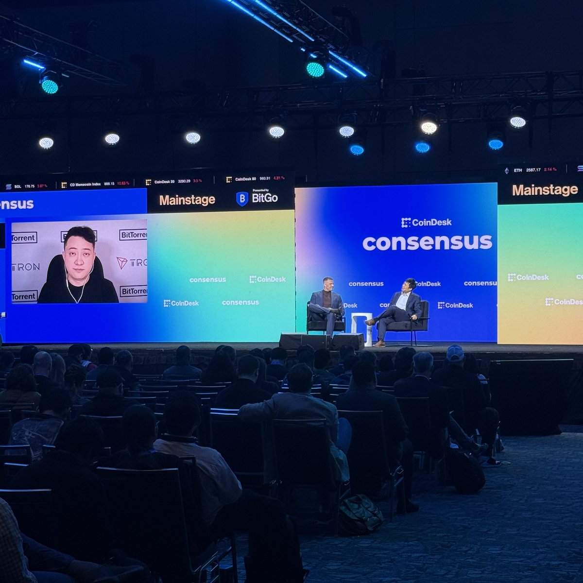 vivekvt_'s tweet image. Great insights at #Consensus2025 during “From Silicon Valley to Beijing: OG Stories From Crypto’s Frontlines” with @justinsuntron , @chenbfang & Jake . A powerful convo on crypto’s evolution across borders. @CoinDesk @BitGo @trondao