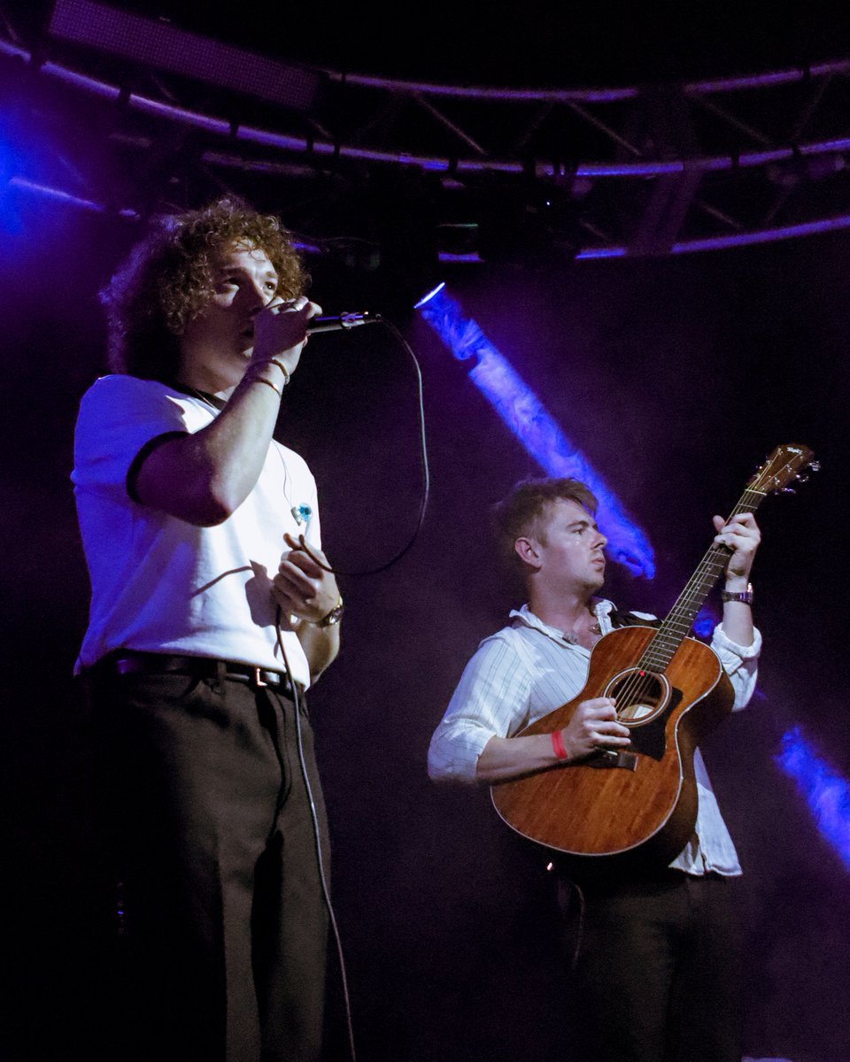 SeafretOfficial's tweet image. Liverpool that was amazing. Thank you for coming out! We’ve got a few days off to rest and celebrate Jack’s birthday, see you in Edinburgh on Saturday, final tickets available from our link in bio 🏴 Sf xx
📸 Hayley Holloway