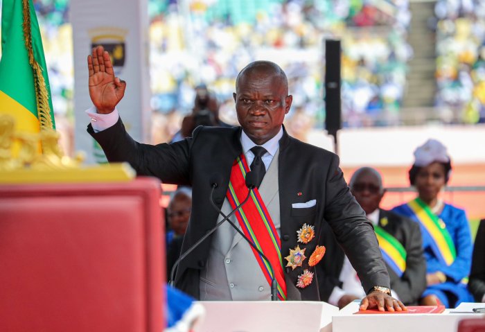 Pourquoi l’élection de Brice Oligui Nguema est bidon. 

Depuis l’élection présidentielle du 12 avril 2025 au Gabon, ce sont surtout les chiffres qui parlent. Et, en l’occurrence, ils ne disent rien de rassurant.

#Gabon
#OliguiNguema
#Afrique

gabonintelligent.com/pourquoi-l-ele…