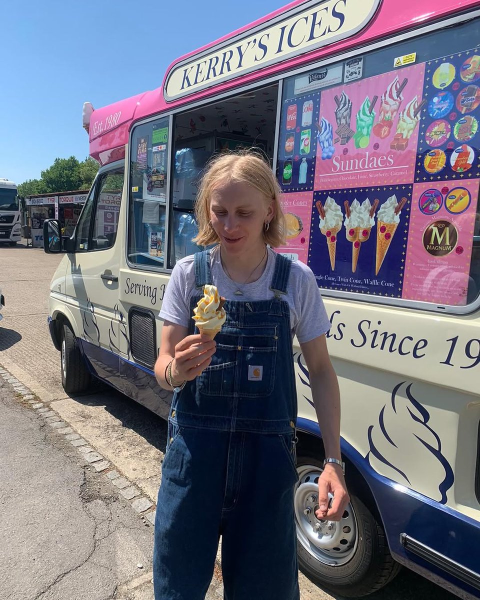 TOMORROW <a href="/thegreatescape/">The Great Escape</a> !!! Here’s Alfie with an ice cream getting ready !! xxx