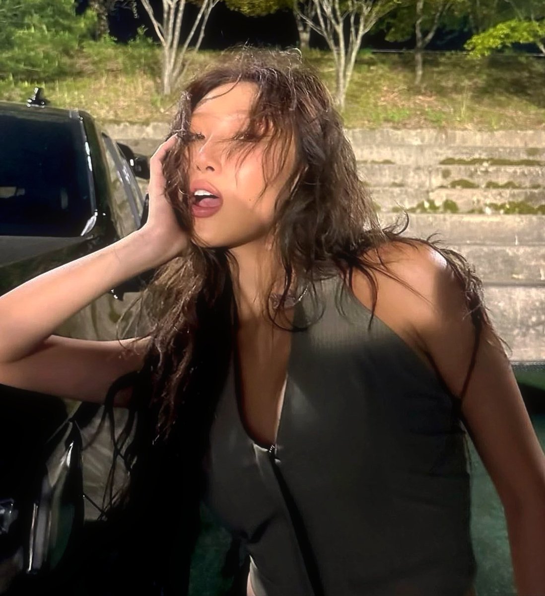 AHN HWASA THE STUNNING WOMAN THAT YOU ARE