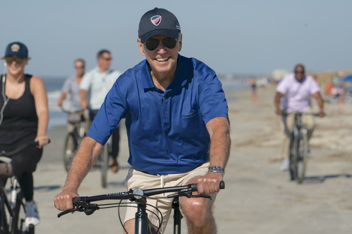🚨NEW: In what must be an embarrassing reality check for Tapper and Thompson, even the New York Times admits this about their book:

“The book does not contain any astonishing revelation that changes the broad perception of whether Mr. Biden, now 82, was fit to serve as