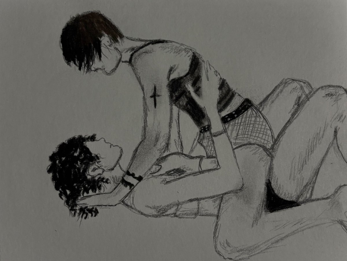 hackguui7's tweet image. YOU AND ME?