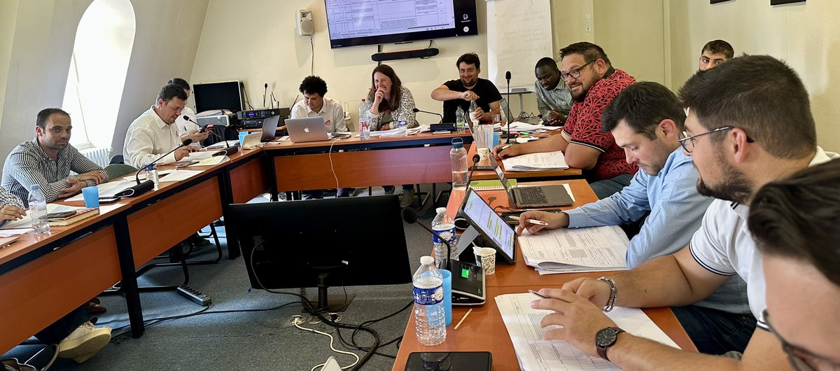 JA Région IDF (@jaregionidf) on Twitter photo Aujourd’hui, à <a href="/JeunesAgri/">Jeunes Agriculteurs</a> nous avons défendu nos amendements franciliens sur le Rapport d’Orientation 2025 qui porte sur la coopération et le mutualisme agricole ✍🏻
Prochaine étape : son débat lors du Congrès qui se tiendra cette année à Auch ! ✅📕🤝 Aujourd’hui, à <a href="/JeunesAgri/">Jeunes Agriculteurs</a> nous avons défendu nos amendements franciliens sur le Rapport d’Orientation 2025 qui porte sur la coopération et le mutualisme agricole ✍🏻
Prochaine étape : son débat lors du Congrès qui se tiendra cette année à Auch ! ✅📕🤝