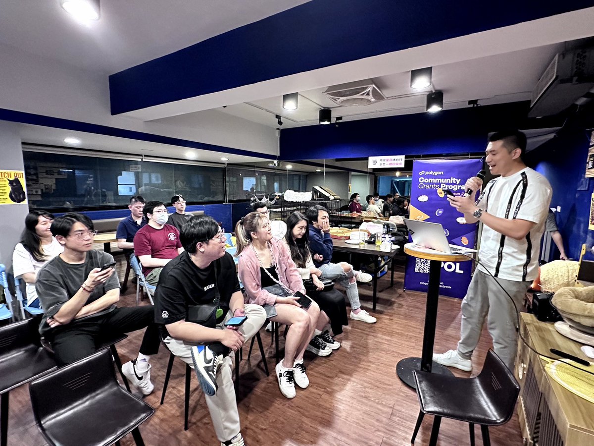 ChannelDAO_'s tweet image. 本次ChannelDAO攜手@0xPolygon & @DablClub ,集結Web3項目方與開發者、幣圈玩家,共同面對台灣在地稅務議題,鏈上生態該如何與在地進行聯動與磨合!本次CHD社區小廣播📣也帶來Polygon四月生態重大消息!各類AI代理、DApp、DAO、CLUB、智能穿戴式裝置,滿滿的新創消息!
💡…