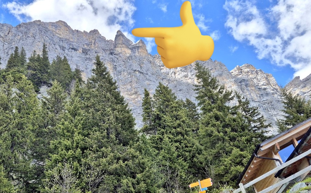 DangerConGame's tweet image. At the very place where 30 years ago the motorbike jumped after the Pilatus Porter plane in the  GoldenEye opening sequence.
Tällistock in Switzerland doubling for Arkhangelsk.
