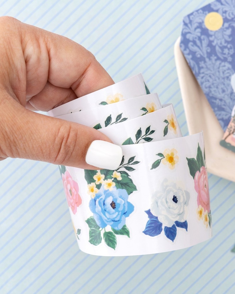 americancrafts's tweet photo. Some papers aren’t just supplies — they’re memories in the making. ✨🌸
Find past Maggie Holmes collections on our site and let inspiration bloom. 💖 🛒 https://t.co/Om5WK1qi9F  #AmericanCrafts #MaggieHolmes #CreateWithHeart https://t.co/JPHJLK9yrQ