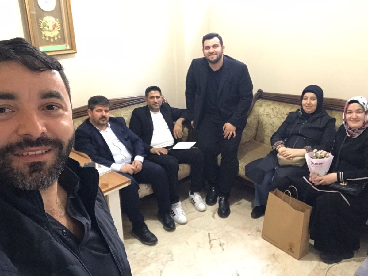 Gop Kazım Karabekir AkNeferleri 🇹🇷 (@gopkaz) on Twitter photo 📌14 MAYIS ÇARŞAMBA
3 KADEME VE MECLİS ÜYELERİMİZ ILE BİRLİKTE ECZACILAR GÜNÜ SEBEBİYLE MAHALLELERIMIZDE KI ECZANELERi ZIYARET EDEREK CUMHURBAŞKANIMIZ VE İLÇE BAŞKANIMIZ’IN SELAMLARINI İLETTİK
<a href="/RTErdogan/">Recep Tayyip Erdoğan</a> <a href="/FatihAydemirGOP/">Fatih Aydemir 🇹🇷</a> 📌14 MAYIS ÇARŞAMBA
3 KADEME VE MECLİS ÜYELERİMİZ ILE BİRLİKTE ECZACILAR GÜNÜ SEBEBİYLE MAHALLELERIMIZDE KI ECZANELERi ZIYARET EDEREK CUMHURBAŞKANIMIZ VE İLÇE BAŞKANIMIZ’IN SELAMLARINI İLETTİK
<a href="/RTErdogan/">Recep Tayyip Erdoğan</a> <a href="/FatihAydemirGOP/">Fatih Aydemir 🇹🇷</a>