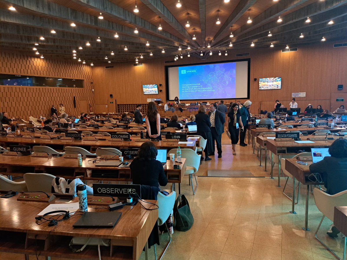 Latvia 🇱🇻 joins <a href="/UNESCO/">UNESCO 🏛️ #Education #Sciences #Culture 🇺🇳</a> Intergovernmental Meeting to develop the first global Recommendation on the Ethics of Neurotechnology standing firmly for the Human Rights ⚖️ based approach. Congrats to <a href="/Universitate/">Universitāte</a>
 prof. Baiba Jansone for great participation! 👏👏👏