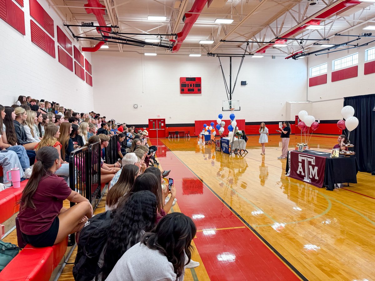 Kara Jenkins (@mrskarajenkins) on Twitter photo So incredibly proud of these amazing young women and their commitments to dance and cheer in college! <a href="/canyonhscougars/">Canyon HS</a> has been lucky to have you, and we will continue cheering you on for years to come! LOVE Y’ALL!❤️❤️❤️ <a href="/DavissonDustin/">Dustin Davisson</a> <a href="/MrsWoodrom/">Courtney Woodrom</a> So incredibly proud of these amazing young women and their commitments to dance and cheer in college! <a href="/canyonhscougars/">Canyon HS</a> has been lucky to have you, and we will continue cheering you on for years to come! LOVE Y’ALL!❤️❤️❤️ <a href="/DavissonDustin/">Dustin Davisson</a> <a href="/MrsWoodrom/">Courtney Woodrom</a>