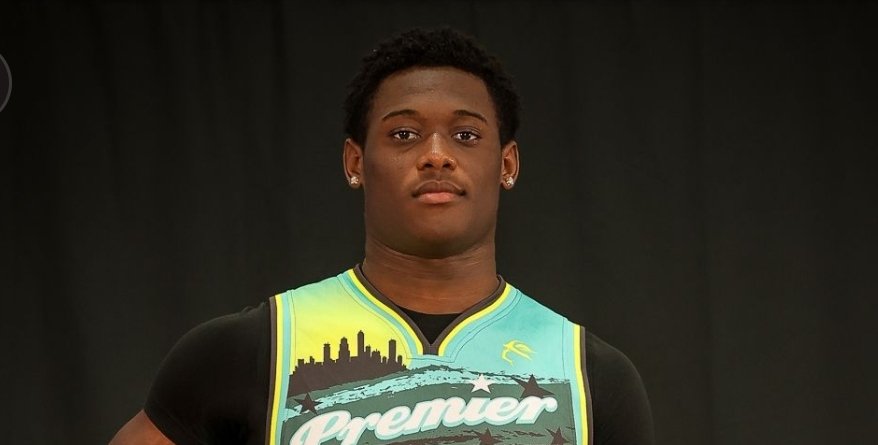 Gerrad Rolle
Position: Forward 
Height: 6'4
Weight: 215

18.5ppg
10.3rpg
2.1apg
1.2blks

FT: 80.2%
2PT: 49.2%
3PT: 30.6%

Highlight:
(youtu.be/SP1IpfXiFLc?si…)