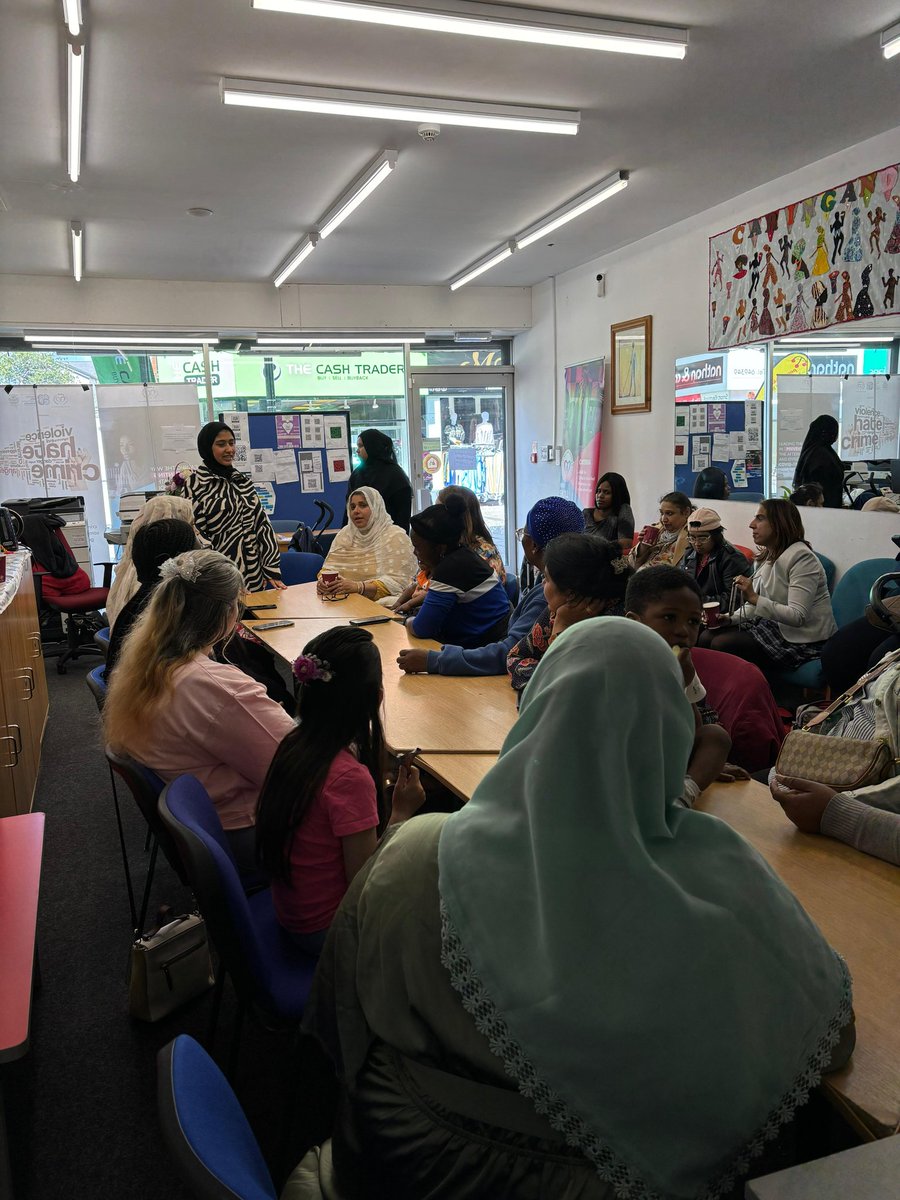 CAS_rochdale's tweet photo. We had a powerful session at the Caring & Sharing Women’s Workshop on Culture & Mental Health. From sharing traditions to mental wellness tips, it was all about community, connection & growth. We ended with a warm shared meal.
#casrochdale
#womenworkshop #communityengagement https://t.co/JdPaKgCnnn