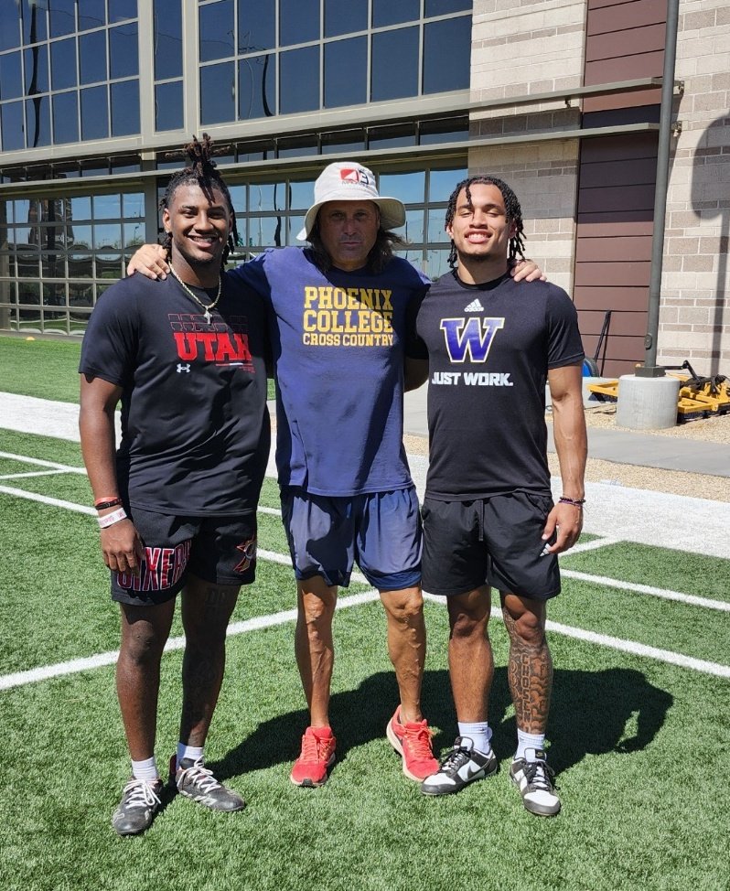 Mike Giovando (@elev8qbacademy) on Twitter photo Very excited for these guys next year <a href="/Devonddampier/">Devon Dampier</a> <a href="/Utah_Football/">Utah Football</a> <a href="/QBDwilliams1/">Demond Williams jr✞</a> <a href="/UW_Football/">Washington Football</a> both guys are on the pre season Heisman list! They have been with us from the beginning! <a href="/quarterbackmag/">Quarterback Magazine</a> Very excited for these guys next year <a href="/Devonddampier/">Devon Dampier</a> <a href="/Utah_Football/">Utah Football</a> <a href="/QBDwilliams1/">Demond Williams jr✞</a> <a href="/UW_Football/">Washington Football</a> both guys are on the pre season Heisman list! They have been with us from the beginning! <a href="/quarterbackmag/">Quarterback Magazine</a>