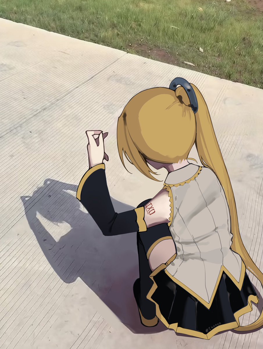 Yellow one ➡️ MIKU