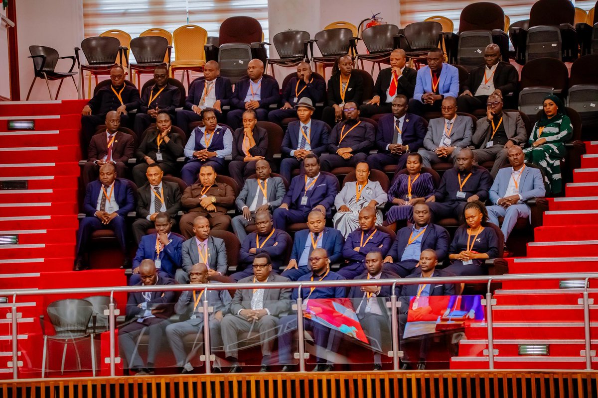 ThandiLwoga's tweet photo. Leo Mei 14,2025 Waziri wa Viwanda na Biashara, Mhe. Dkt. Selemani Jafo (Mb) amewasilisha Hotuba ya Bajeti ya Wizara ya Viwanda na Biashara bungeni jijini Dodoma.Viongozi mbalimbali wakiwemo wakuu wa Taasisi zilizopo chini ya Wizara hii walihudhuria. https://t.co/TyeR3EVgia