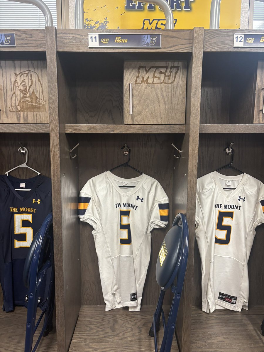 Qain Foster (@qainfoster) on Twitter photo Had an Amazing time at The Mount today! After a talk with <a href="/CoachLittle7/">Lane Little</a> and <a href="/CoachHopperton/">Coach Hopperton</a> I am Blessed to receive an offer from <a href="/MSJ_FB/">Mount St. Joseph Football</a> !
<a href="/lhstigercoach/">Ryan Knigga</a> <a href="/Coach_DHughes/">Darold Hughes</a> <a href="/CoachJakeB_LHS/">Jake Buttram</a> <a href="/IndyWeOutHere/">IndyWeOutHere ‼️</a> <a href="/Indyrecruit_/">IndyRecruit</a> <a href="/IndianaPreps/">Indiana Preps</a> <a href="/PrepRedzoneIN/">Prep Redzone Indiana</a> <a href="/_STDUB/">STW</a> Had an Amazing time at The Mount today! After a talk with <a href="/CoachLittle7/">Lane Little</a> and <a href="/CoachHopperton/">Coach Hopperton</a> I am Blessed to receive an offer from <a href="/MSJ_FB/">Mount St. Joseph Football</a> !
<a href="/lhstigercoach/">Ryan Knigga</a> <a href="/Coach_DHughes/">Darold Hughes</a> <a href="/CoachJakeB_LHS/">Jake Buttram</a> <a href="/IndyWeOutHere/">IndyWeOutHere ‼️</a> <a href="/Indyrecruit_/">IndyRecruit</a> <a href="/IndianaPreps/">Indiana Preps</a> <a href="/PrepRedzoneIN/">Prep Redzone Indiana</a> <a href="/_STDUB/">STW</a>