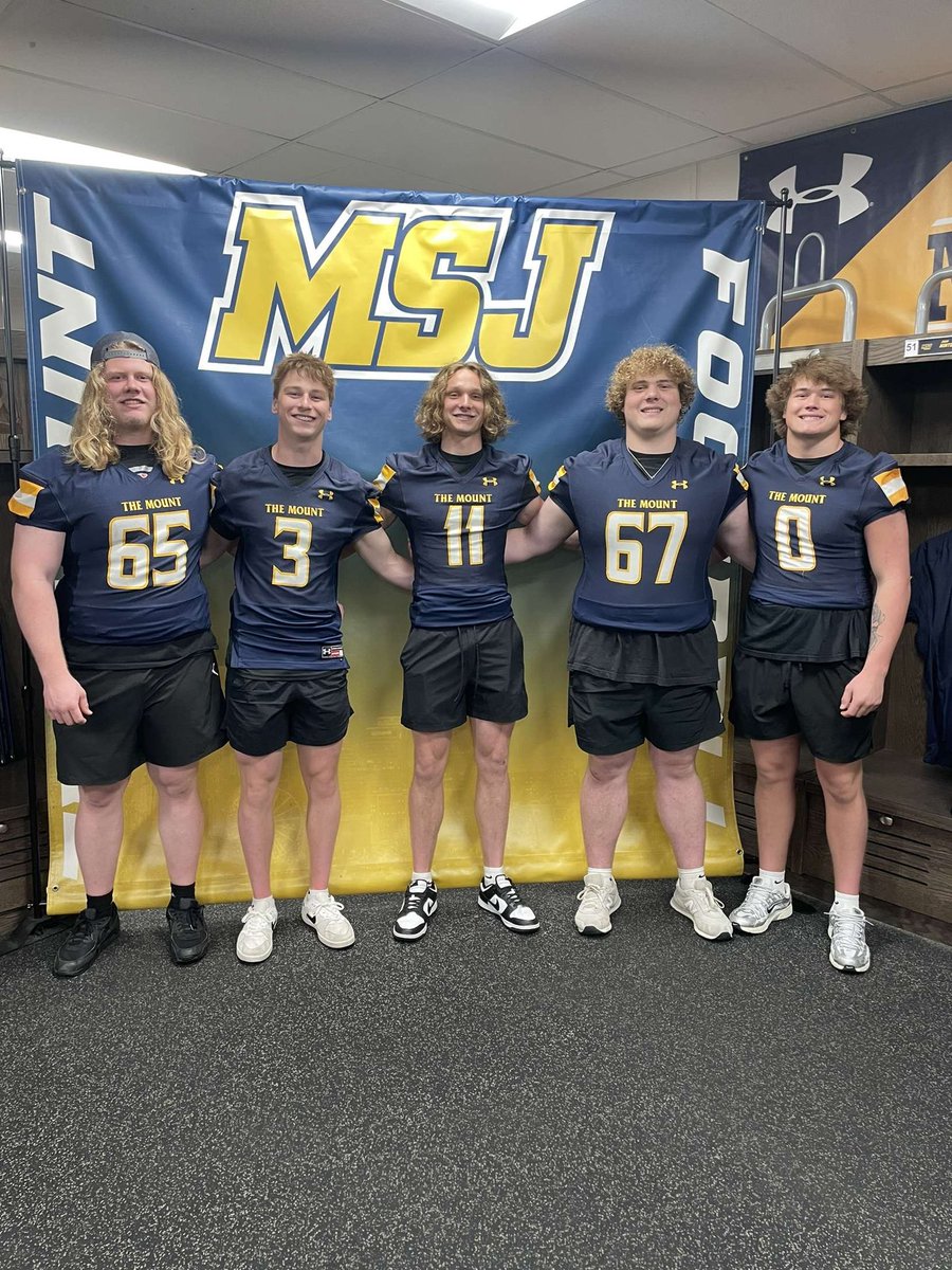 gavinosterman65's tweet image. After a great visit and chat @CoachLittle7 I am thankful to receive my 2nd offer to play college football @MSJ_FB
@CoachHopperton
@Mr_Meiners
@EastCentralFB