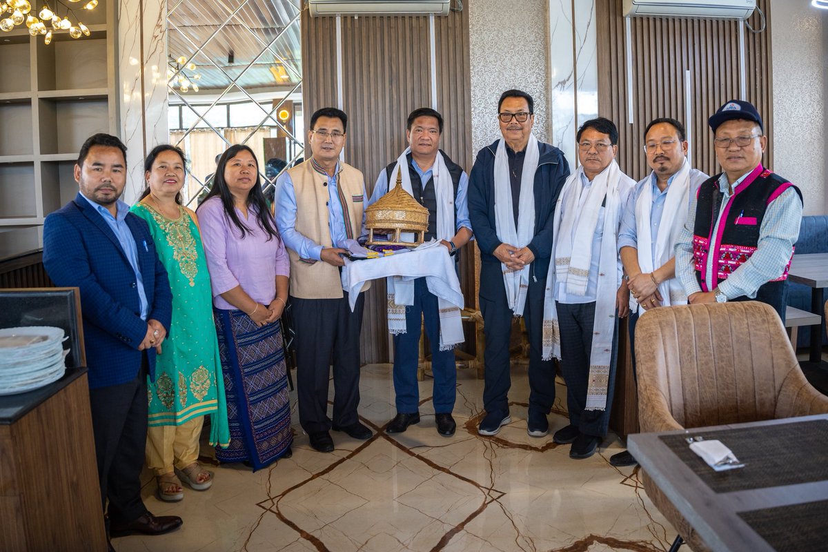 PemaKhanduBJP's tweet photo. On my way back from the successful Cabinet Aapke Dwar program in Kibithoo, I was deeply honoured to receive a felicitation from our APCS officers at Chowkham. Their recognition of our collective efforts in the APCS restructuring was truly humbling.

This restructuring marks a new chapter in our journey toward a modern, responsive, and efficient civil service, ensuring that our administration is ready to meet the challenges of today and tomorrow.