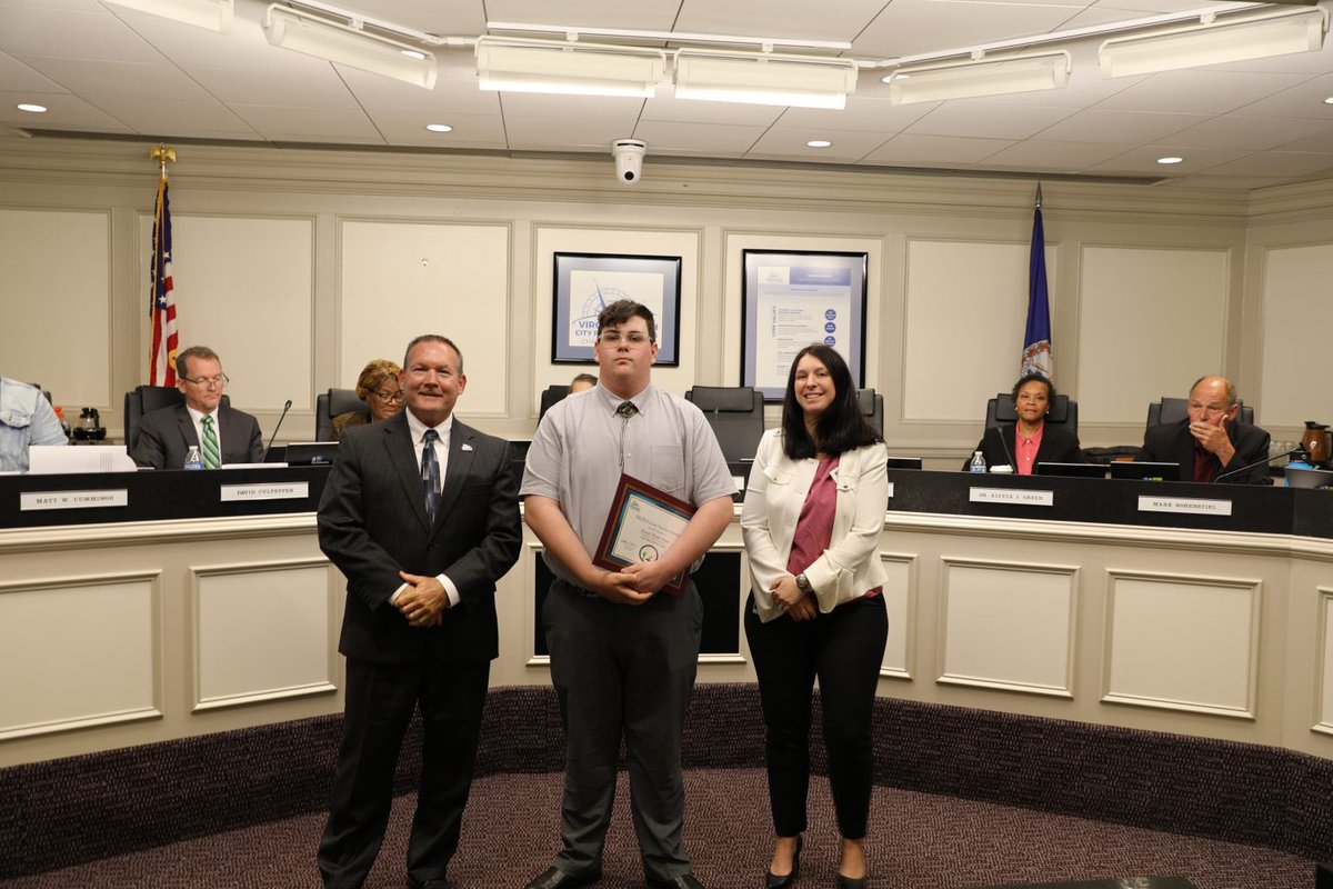 VBSchools tweet media