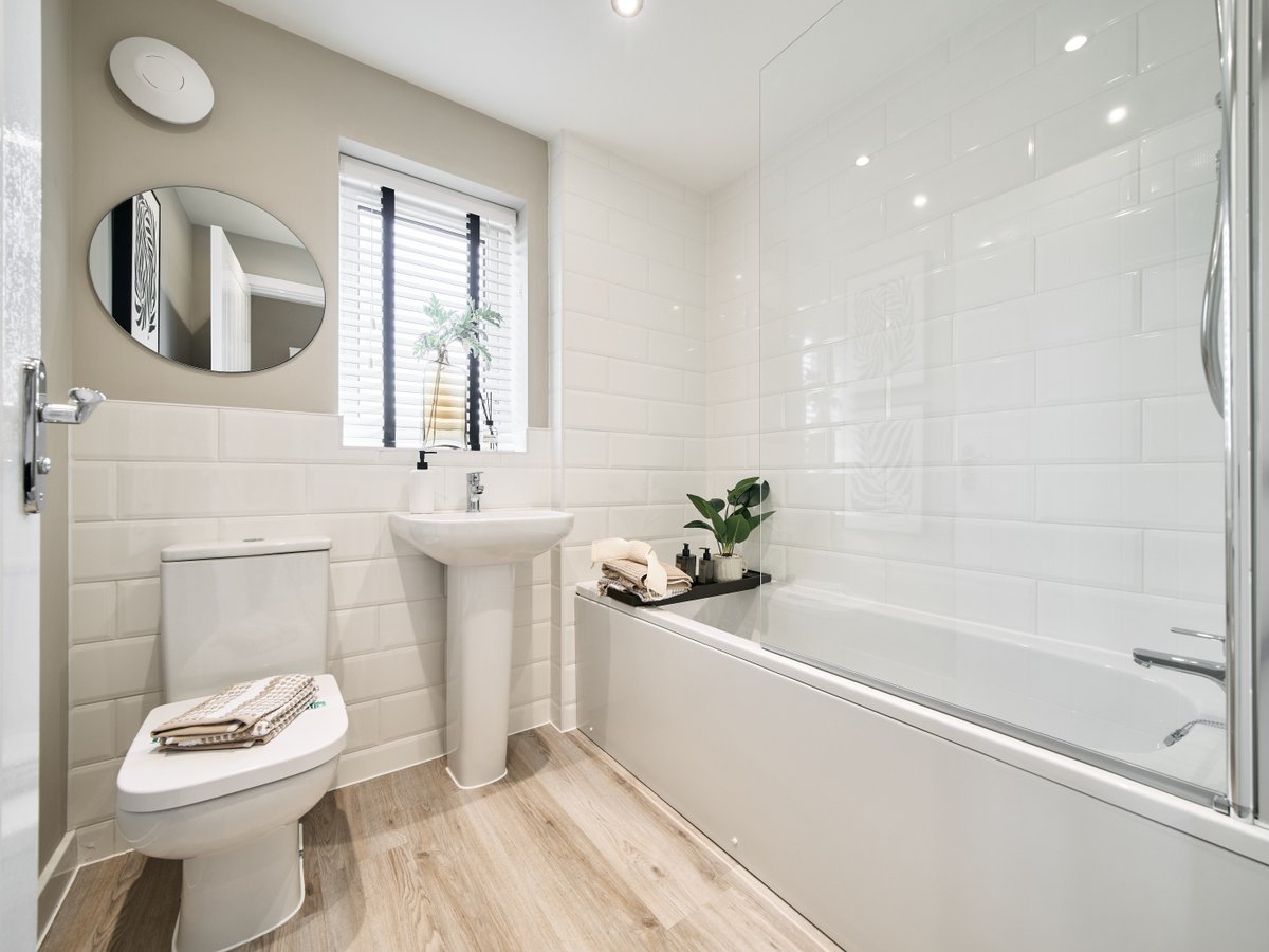 This Mental Health Awareness week, take some time for you 🛁 

Whether that's a long soak in the bath, making the most of the sunny weather in your garden or getting those cluttered corners tidy, read our top tips for boosting your mental wellbeing at home 🌿 

🔗