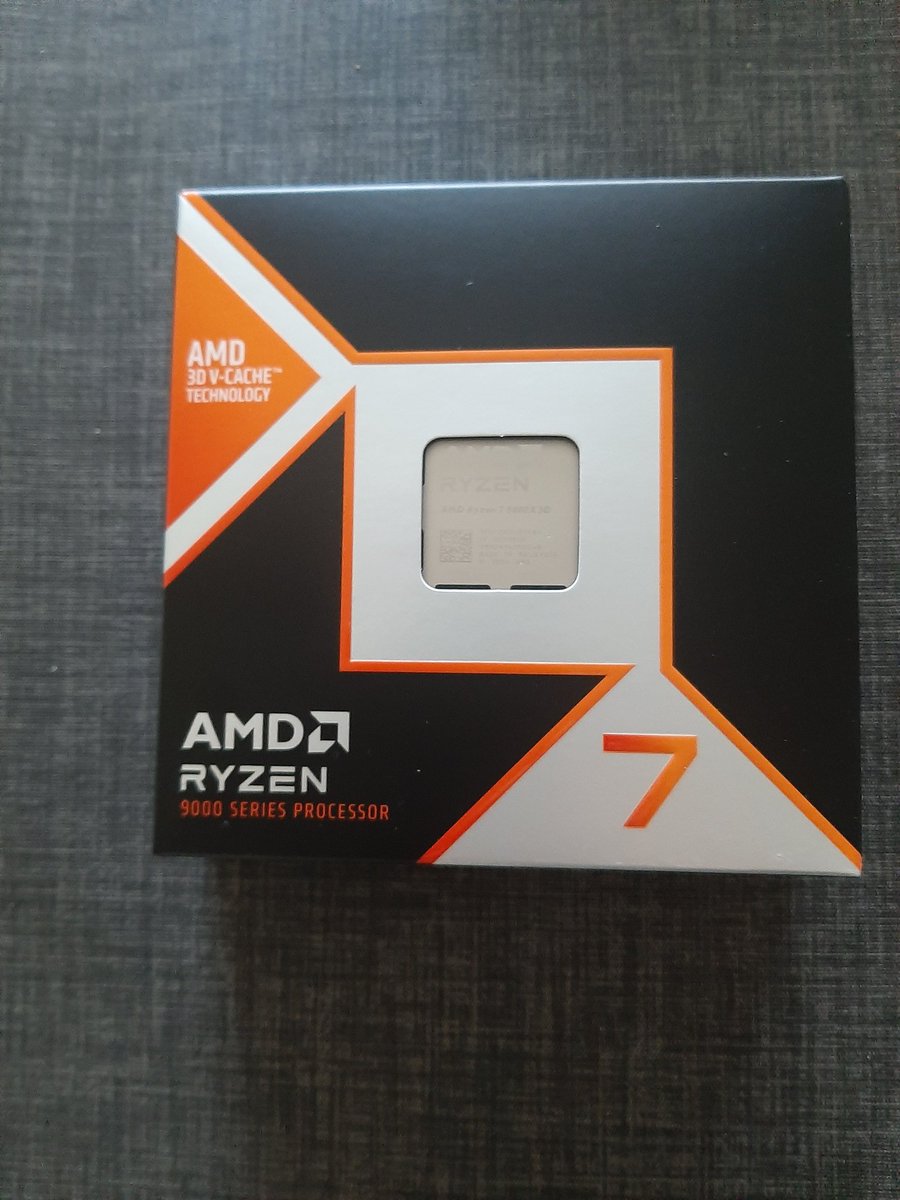 Last part arived of the pc time to build the dream pc this week ✅🤟