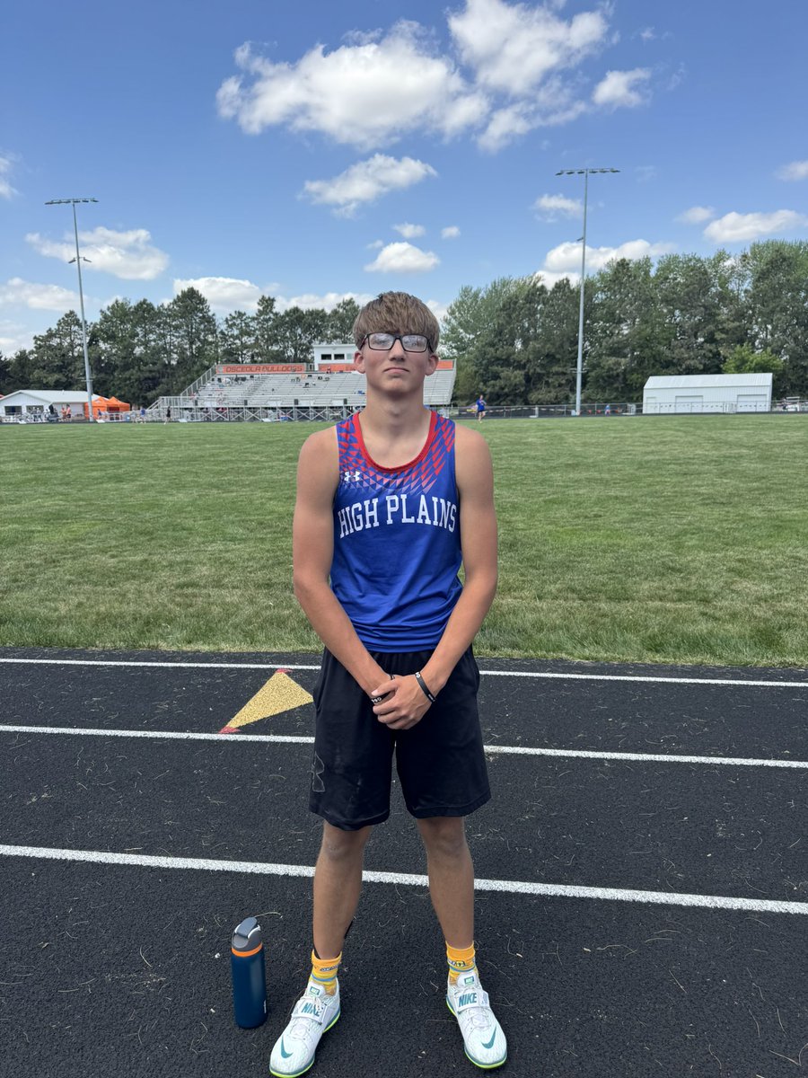2nd Place - High Jump - 5’10”🤙

Colin Howell⚡️

State Qualifier 🚨

#BurkeBound💥