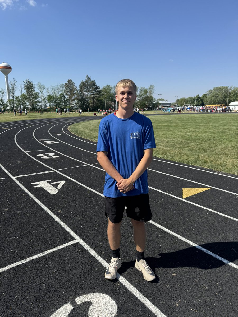 District Champ 🏆- Triple Jump - 42’ 7”💣

Brodey Spurling⚡️

State Qualifier 🚨

#BurkeBound💥