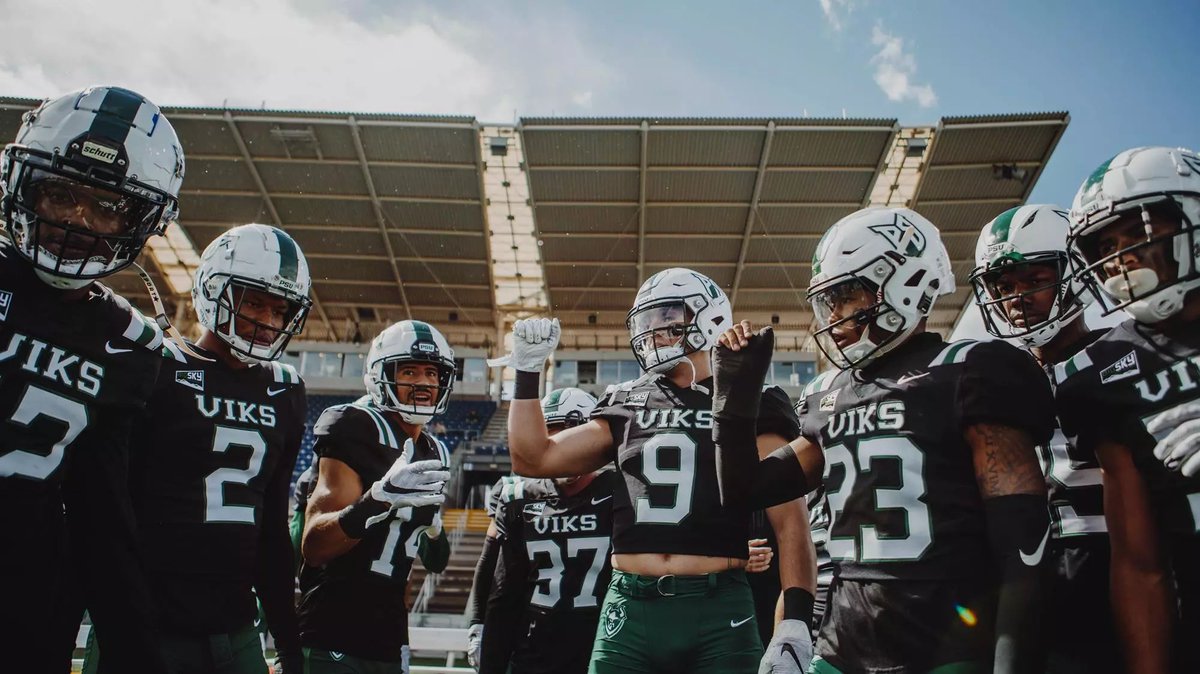 After a great talk with <a href="/CoachBTPSU/">Bryant Thomas</a> I am blessed to say I have received another Division 1 offer from Portland State! #GoViks #AGTG <a href="/SPPirateFB/">San Pedro Pirate Football</a> <a href="/LACitySection/">City Section News</a> <a href="/CoBasslikdafish/">Kris Bass 🇵🇷</a> <a href="/CDublins14/">Corey Walsh</a>