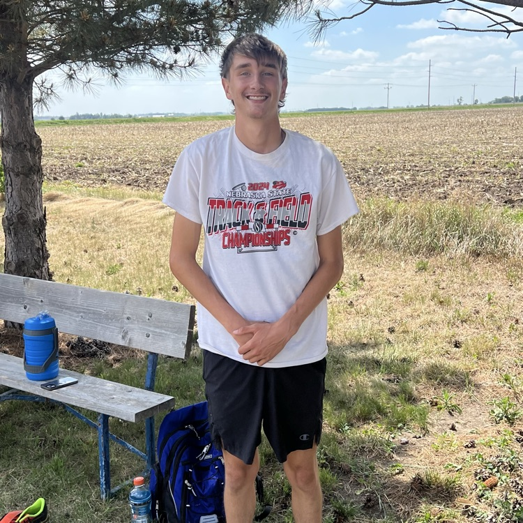 State qualifiers in Triple Jump
Thunder Nelson with a PR and jump of 43’5 1/4
Chase Volser with a PR and jump of 41’7