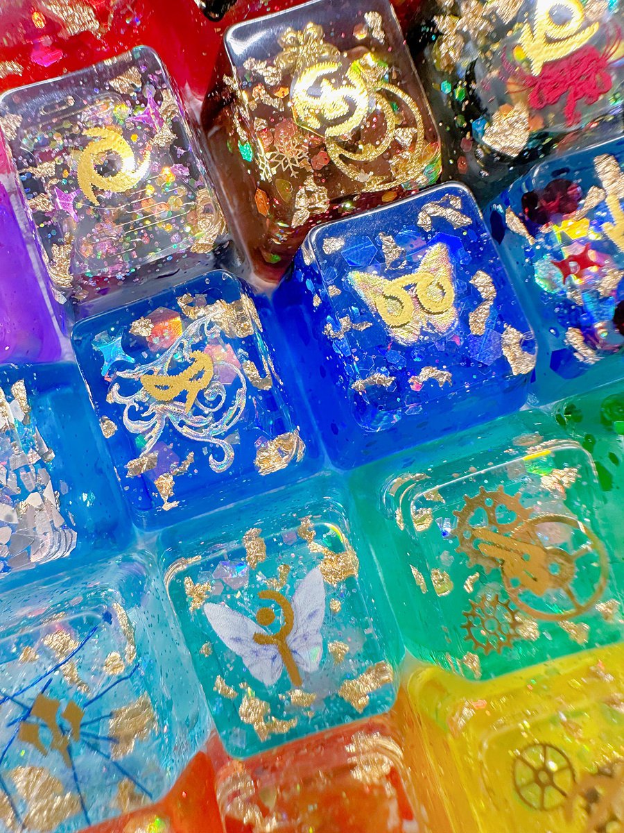 vicbaobao's tweet image. 【FFXIV Keycap GIVEAWAYS】

I'm doing a new project so i need some idea!!! (new keycap soon?)

✨Like &amp;amp; RT
✨Follow me
✨Comment your fav npc + minion

🎁One winner get 2 keycaps of your choice!!

I ship worldwide!!✈️
Giveaways end 22 MAY 2025