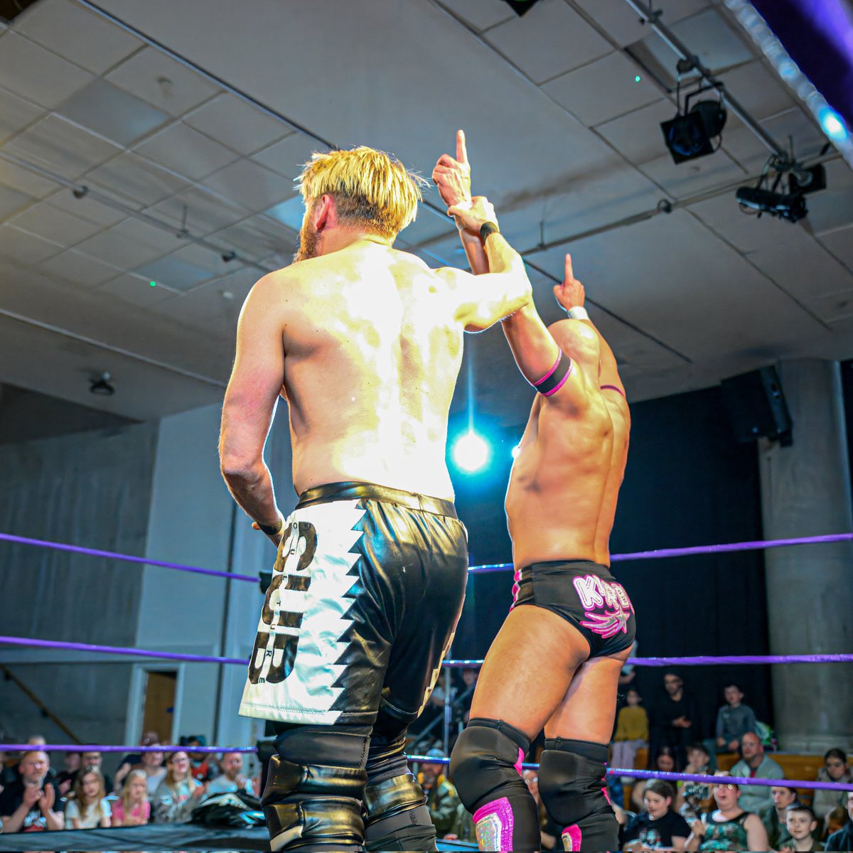 Photodrop: <a href="/ElevationWrest/">Elevation Wrestling</a> on 26th April 2025; at Brockington College. Myself vs <a href="/MandrewsJunior/">MA92</a>.👊

Credit: @killedbymuppets_ on Instagram
