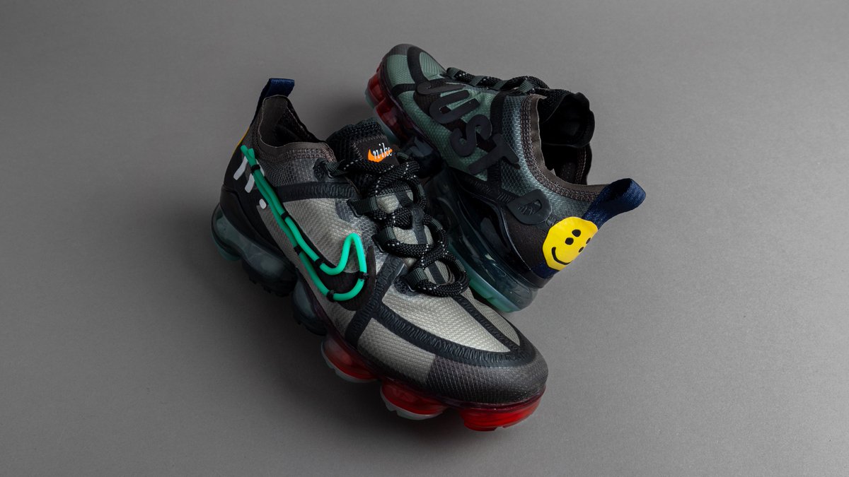 nike cactus plant vapormax