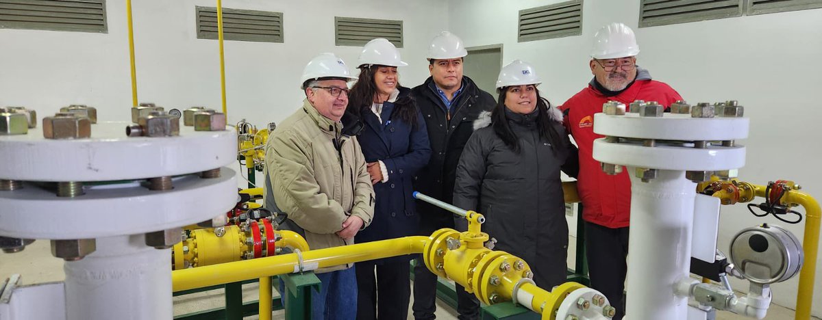 INAUGURAMOS LA PLANTA DE GAS EN LA ESPERANZA. UNA OBRA POSTERGADA Y MUY ESPERADA POR LOS VECINOS

Hoy tuve el orgullo de inaugurar junto a la Senadora Nacional Natalia Gadano la planta de gas en La Esperanza, una obra que fue postergada durante muchos años y que finalmente