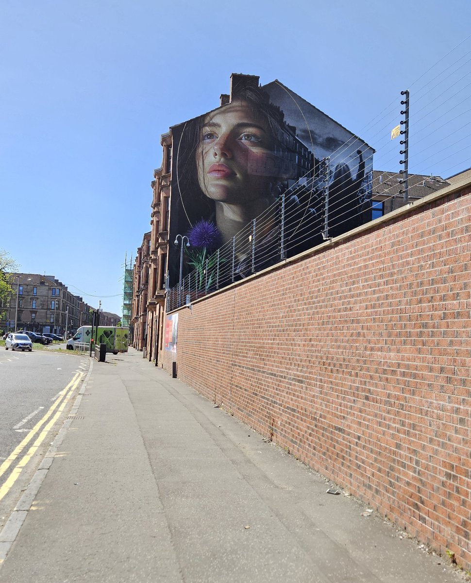 Fantastic new mural nearby our heritage centre on Govan Road, it depicts a modern day Mary Barbour &amp; was commissioned by <a href="/LinthouseHA/">Linthouse Hsg Assoc</a>, why not come along to see the new mural and pop into Fairfield Heritage on your way, we are open 7 days 11am-4pm.