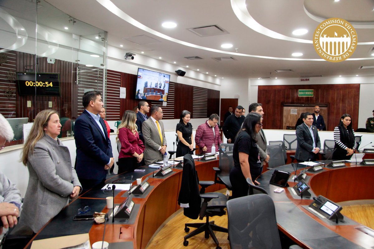 Comisión Séptima Cámara de Representantes tweet media