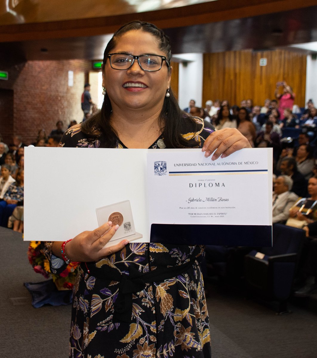 Felicitaciones a la Dra. Gabriela Millán, por 20 años de trayectoria académica en la #FacMed 🥳

#docencia #FacMed #SomosInvestigadores #SomosInvestigadoras #CTS #sueño #UNAM