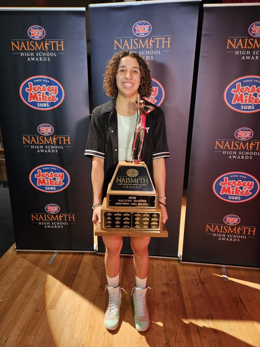 Naismith Awards (@naismithtrophy) on Twitter photo 𝐒𝐩𝐞𝐜𝐢𝐚𝐥 𝐃𝐞𝐥𝐢𝐯𝐞𝐫𝐲 🤩
We proudly presented the 2025 Jersey Mike’s Naismith Girls’ High School Player of the Year Trophy to Aaliyah Chavez of Monterey High School 🏆
<a href="/jerseymikes/">Jersey Mike's Subs</a> | #JerseyMikesNaismith2025 | <a href="/AALIYAH2CHAVEZ/">AALIYAH CHAVEZ</a> | <a href="/Monterey_Sports/">Monterey HS Athletics</a> | <a href="/OU_WBBall/">Oklahoma Basketball</a> | 𝐒𝐩𝐞𝐜𝐢𝐚𝐥 𝐃𝐞𝐥𝐢𝐯𝐞𝐫𝐲 🤩
We proudly presented the 2025 Jersey Mike’s Naismith Girls’ High School Player of the Year Trophy to Aaliyah Chavez of Monterey High School 🏆
<a href="/jerseymikes/">Jersey Mike's Subs</a> | #JerseyMikesNaismith2025 | <a href="/AALIYAH2CHAVEZ/">AALIYAH CHAVEZ</a> | <a href="/Monterey_Sports/">Monterey HS Athletics</a> | <a href="/OU_WBBall/">Oklahoma Basketball</a> |