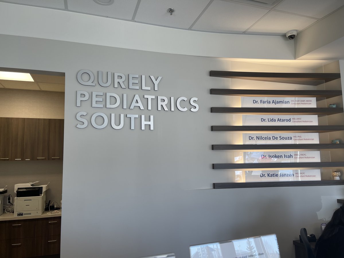 RhiHoyleYEG's tweet photo. 🩺 I am thrilled to welcome the wonderful teams at @QurelyC to Edmonton South! I had a fantastic visit—this is a big win for families in our area! 👶💊
 #NewClinic #FamilyHealth #PediatricCare #LocalPharmacy #SupportLocalHealthcare #CommunityWellness https://t.co/7ZQSiPZTGl