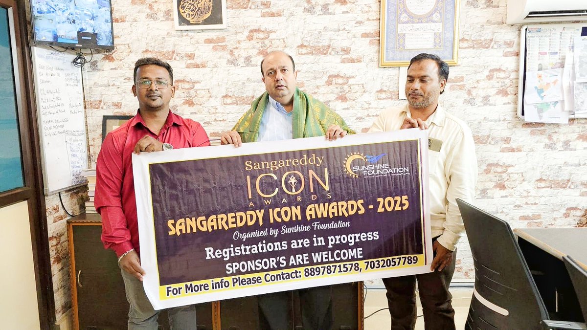 md_activist's tweet photo. Today respectfully meet a dynamic personality and the leader of minorities Mr @AmerAliKhan_INC( M.L.C) 
Released Sangareddy icon awards 2025 banner at Siyasat office

Registration are open for Sangareddy people's only u can contact 8897871578 / 70320 57789 https://t.co/3FBjkOocot