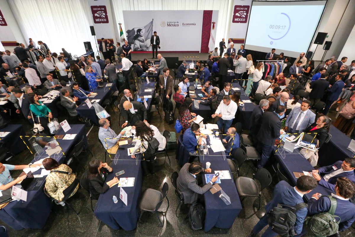 👗🇲🇽 La industria textil mexicana da un paso firme hacia su fortalecimiento

Hoy en la <a href="/SE_mx/">Economía México</a> se lleva a cabo un importante encuentro B2B entre proveedores y compradores del sector textil, incluyendo empresas internacionales. Esta jornada marca la fase 3 de la estrategia