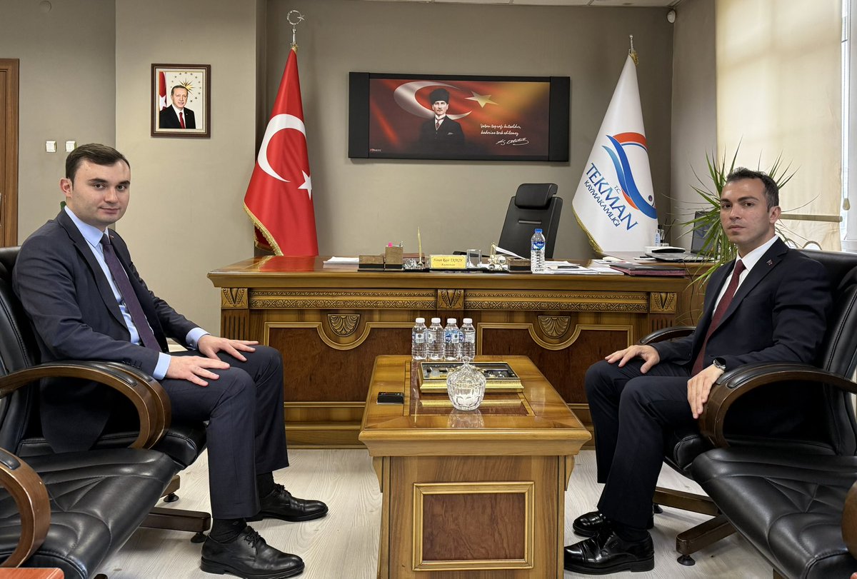 Kaymakamımız Hasan Raşit TAŞKIN, Bilgi Teknolojileri ve İletişim Kurumu Bölge Müdürü Tutku ÇAKIR’ı makamında kabul etti.