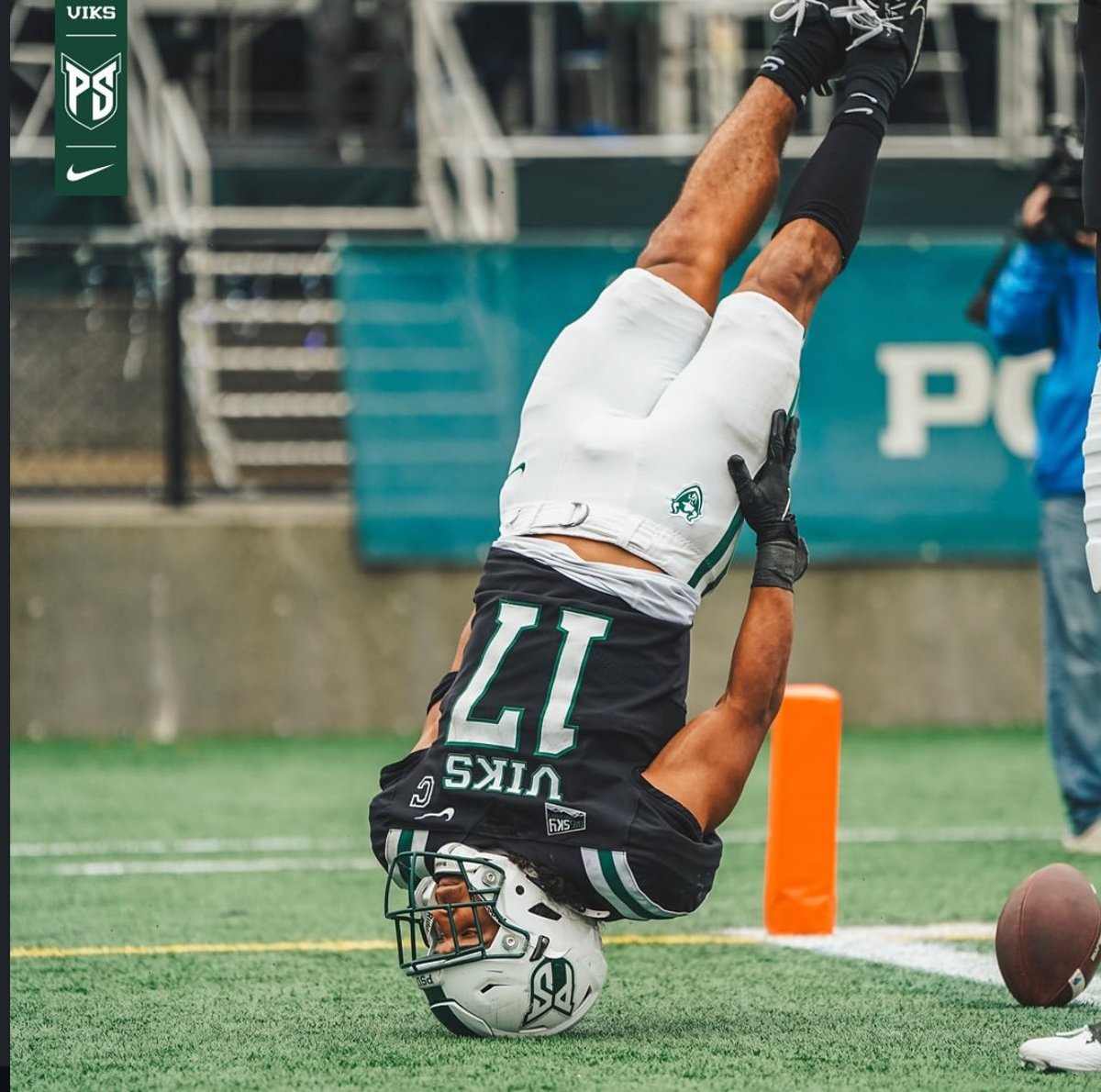 Landon Kalsbeck (@landonkalsbeck) on Twitter photo #AGTG Thank you <a href="/Coach_MarkRhea/">Mark Rhea</a> for stopping by <a href="/DakotaRidgeFB/">DakotaRidgeFootball</a> to talk with me and my teammates. I’m excited to have earned an offer from Portland State University ‼️ <a href="/psuviksFB/">Portland State Football</a>
<a href="/DRidgeCoachB1/">Jeremiah Behrendsen</a> <a href="/ProStarSports/">Paul Sheehy</a> <a href="/TeamFullGorilla/">Team Full Gorilla</a> <a href="/BrandonHuffman/">Brandon Huffman</a> <a href="/GregBiggins/">Greg Biggins</a> <a href="/BlairAngulo/">Blair Angulo</a> #AGTG Thank you <a href="/Coach_MarkRhea/">Mark Rhea</a> for stopping by <a href="/DakotaRidgeFB/">DakotaRidgeFootball</a> to talk with me and my teammates. I’m excited to have earned an offer from Portland State University ‼️ <a href="/psuviksFB/">Portland State Football</a>
<a href="/DRidgeCoachB1/">Jeremiah Behrendsen</a> <a href="/ProStarSports/">Paul Sheehy</a> <a href="/TeamFullGorilla/">Team Full Gorilla</a> <a href="/BrandonHuffman/">Brandon Huffman</a> <a href="/GregBiggins/">Greg Biggins</a> <a href="/BlairAngulo/">Blair Angulo</a>