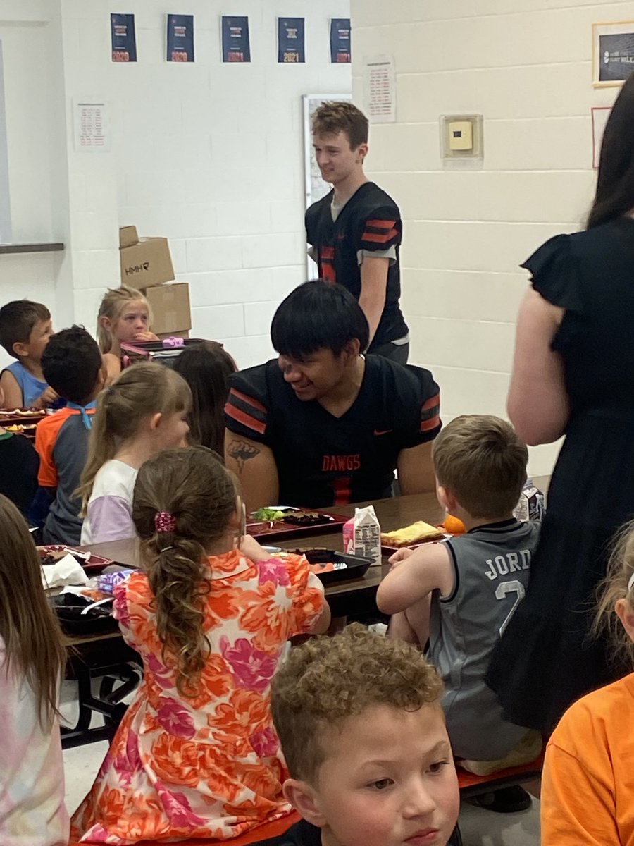 Rossville HS FB (@rhs_dawg_fb) on Twitter photo One of my favorite <a href="/RHS_DAWG_FB/">Rossville HS FB</a> traditions. RGS lunch was a lot of fun today. Seniors connecting with students to promote Jr dawg football camp. One of my favorite <a href="/RHS_DAWG_FB/">Rossville HS FB</a> traditions. RGS lunch was a lot of fun today. Seniors connecting with students to promote Jr dawg football camp.