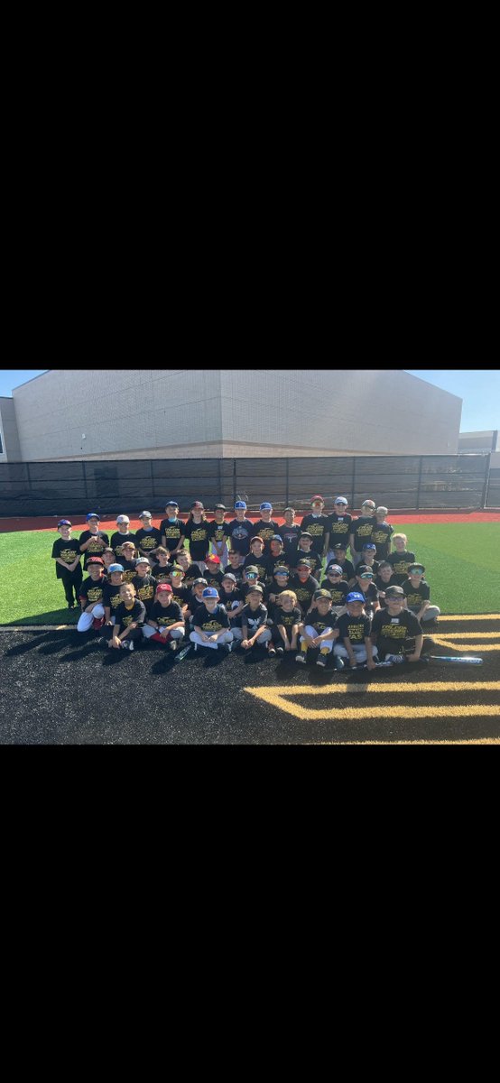 The Annual Bushland Falcon Baseball camp will be held from June 2nd-4th! The deadline to guarantee a T-Shirt size is May 26th. The link to register is down below.

docs.google.com/forms/d/1Cu03v…

#WEAREBUSHLAND